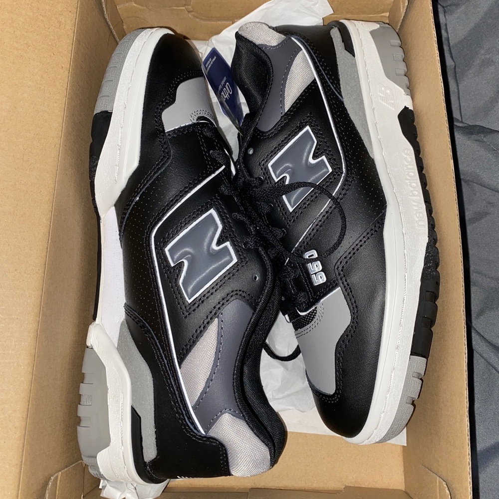 BRAND NEW new balance 550
